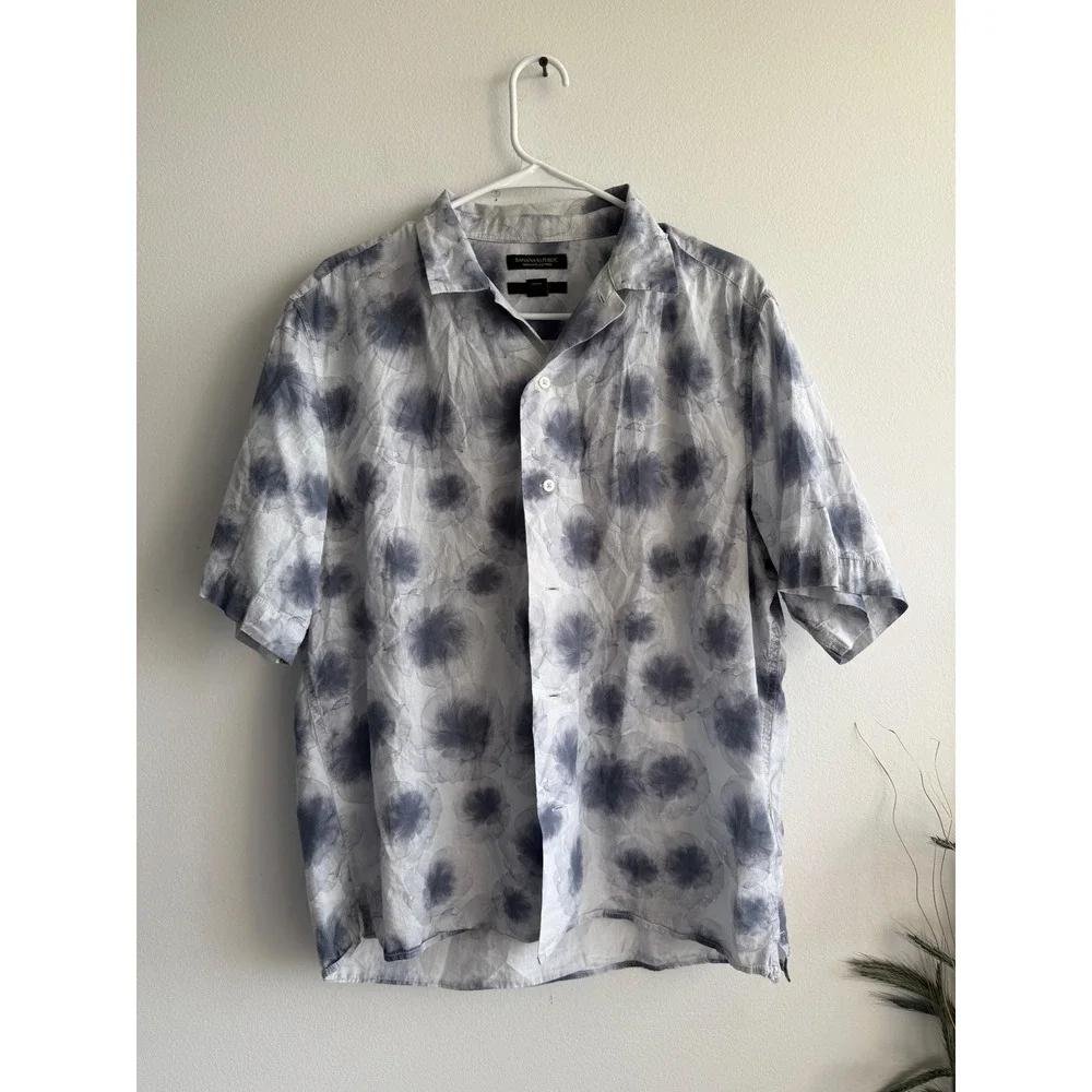 Banana Republic relaxed fit